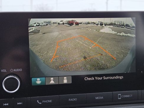 Used 2023 Honda Civic Sport image 6