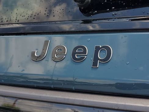 New 2026 Jeep Grand Wagoneer 4WD image 7
