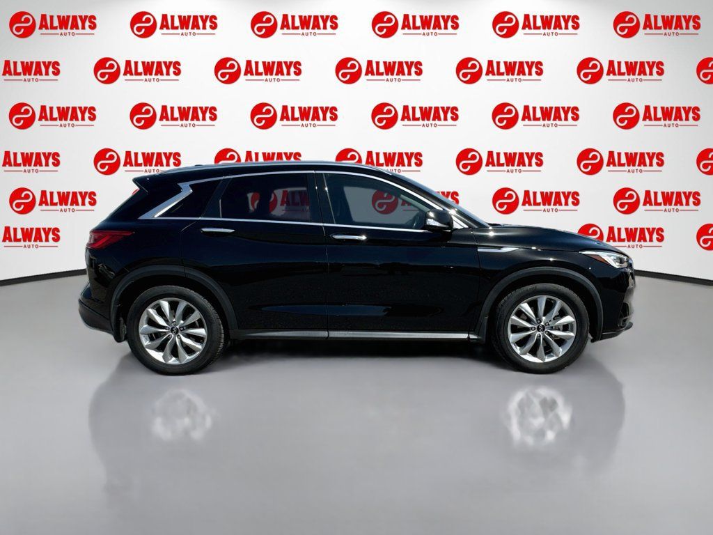 Used 2021 INFINITI QX50 Luxe FWD image 4