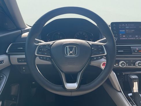 Used 2019 Honda Accord EX-L image 16