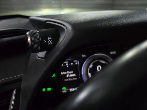 Used 2019 Lexus UX 250h w/ Accessory Package image 28