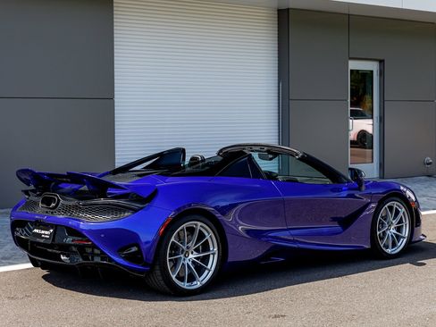 New 2026 McLaren 750S Spider RWD image 31