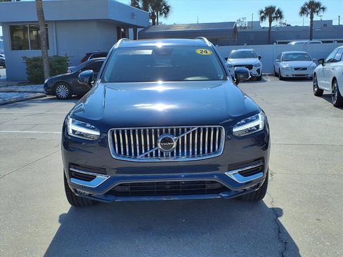 Certified 2024 Volvo XC90 B6 Core image 2
