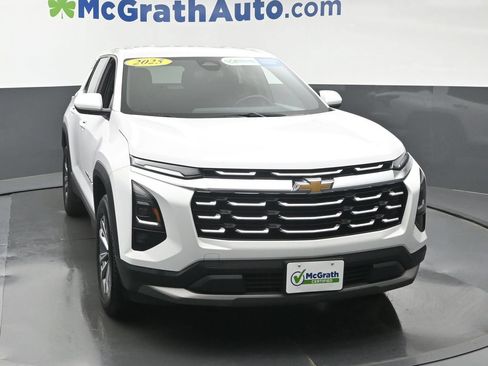 Used 2025 Chevrolet Equinox LT AWD/4WD image 5