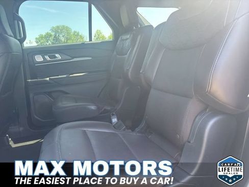 Used 2025 Ford Explorer Platinum w/ LUX Leather Package AWD/4WD image 14