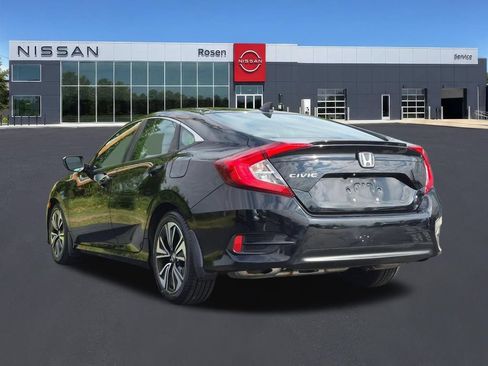 Used 2017 Honda Civic EX-L image 5