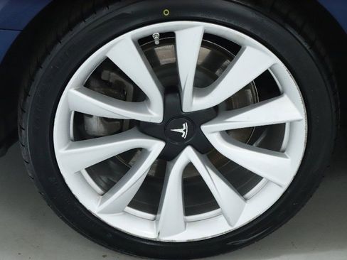 Used 2019 Tesla Model 3 Long Range image 12