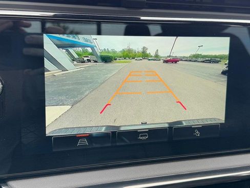 Used 2022 GMC Sierra 1500 AT4 w/ AT4 Preferred Package AWD/4WD image 23