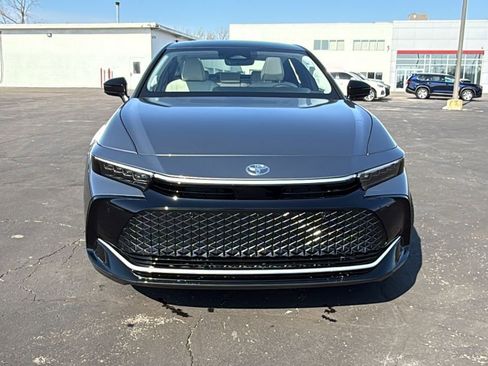 New 2026 Toyota Crown Limited image 2