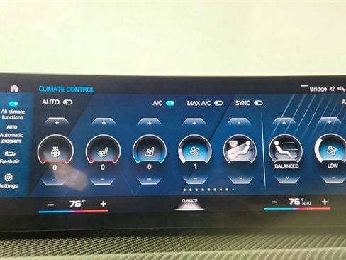 Used 2023 BMW XM Base image 45