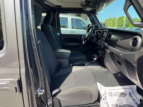 Used 2022 Jeep Wrangler Unlimited Sport AWD/4WD image 18