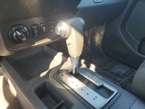 Used 2015 Nissan Frontier SV w/ SV Value Truck Package image 14