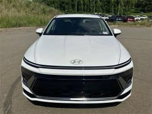Used 2025 Hyundai Sonata SEL FWD image 8