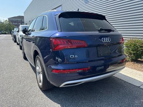 Used 2018 Audi Q5 2.0T Premium Plus w/ Premium Plus Package AWD/4WD image 3