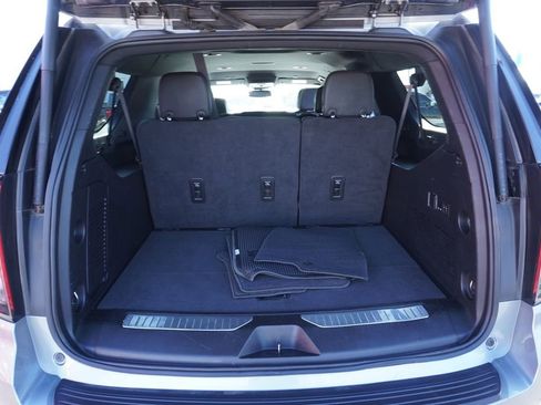 Certified 2024 Chevrolet Suburban Premier image 8