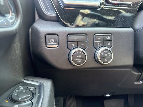 New 2026 GMC Sierra 1500 Elevation w/ Elevation Premium Package AWD/4WD image 18