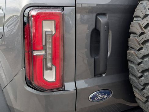 Used 2021 Ford Bronco Badlands AWD/4WD image 17
