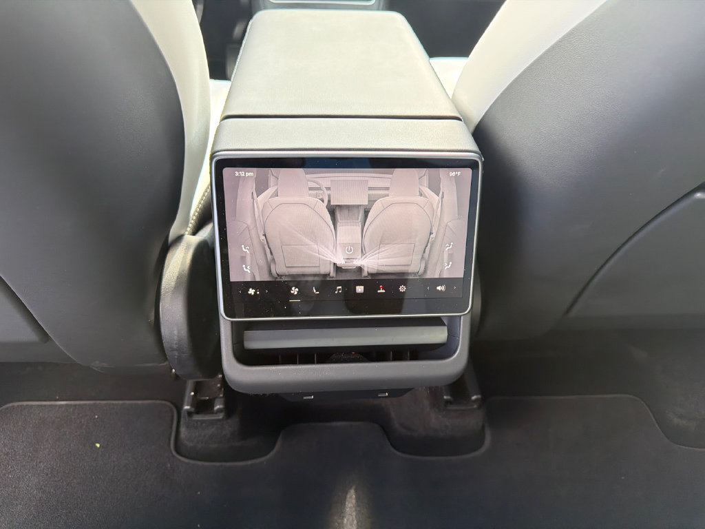 Used 2026 Tesla Model Y Long Range AWD/4WD image 26
