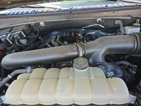 Used 2024 Ford Expedition Max XLT RWD image 31