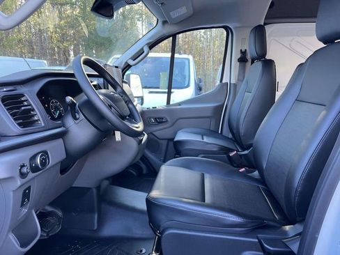 New 2025 Ford Transit 350 148 Low Roof AWD image 4