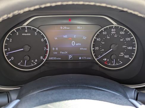 Used 2018 Nissan Maxima Platinum w/ Interior Lighting Package FWD image 27
