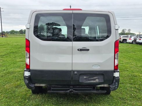 Used 2019 Ford Transit 250 130 Low Roof w/ Exterior Upgrade Package RWD image 6