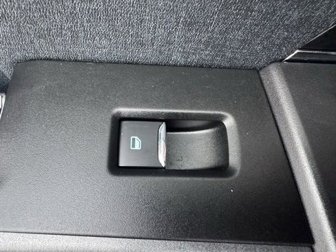 Used 2023 Ford F150 Lariat w/ Equipment Group 502A High image 36