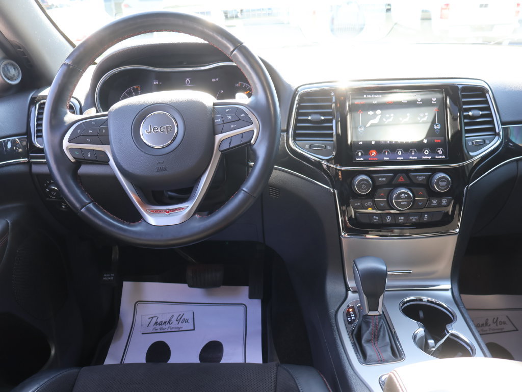 Used 2021 Jeep Grand Cherokee Trailhawk w/ Premium Lighting Group AWD/4WD image 18