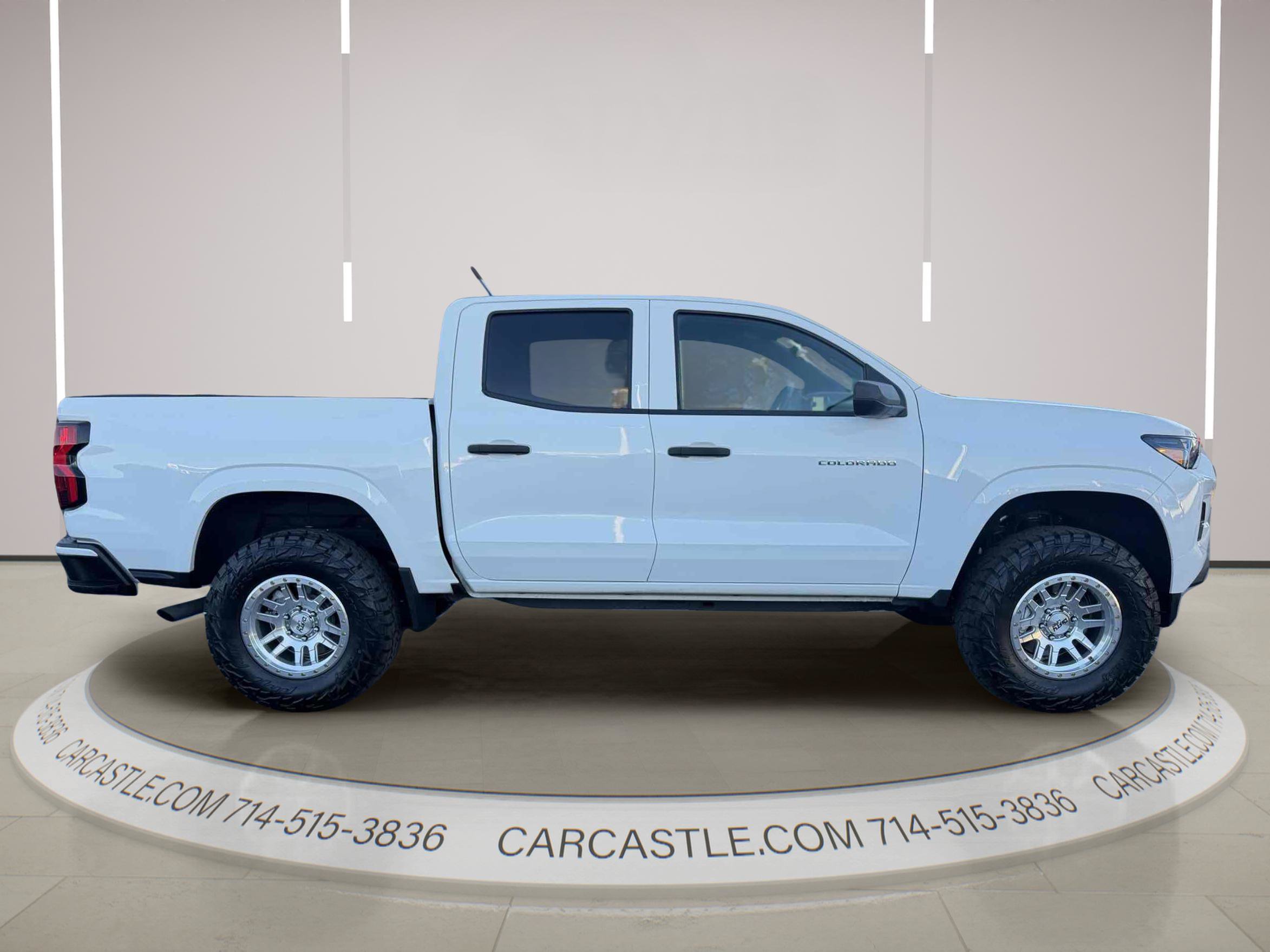 Used 2023 Chevrolet Colorado W/T RWD image 6