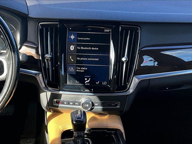 Used 2018 Volvo S90 T5 Momentum w/ Convenience Package FWD image 8