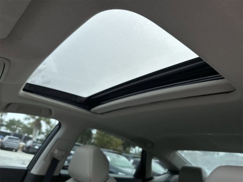 Used 2023 Honda Accord EX-L image 17