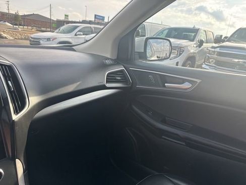 Used 2024 Ford Edge SEL image 19