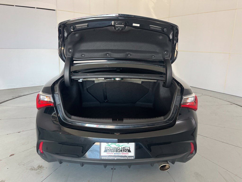 Used 2019 Acura ILX w/ Technology Package FWD image 13