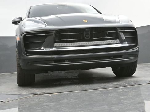 New 2025 Porsche Macan image 29