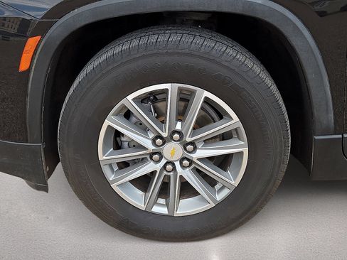 Used 2022 Chevrolet Traverse LT AWD/4WD image 10