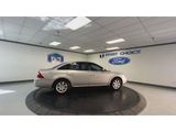 Used 2006 Ford Five Hundred SEL image 2
