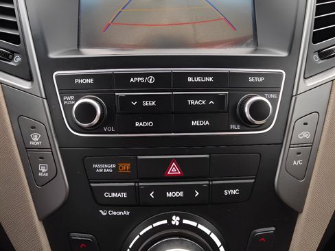 Used 2017 Hyundai Santa Fe Sport AWD/4WD image 33