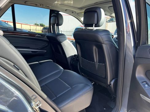 Used 2010 Mercedes-Benz ML 350 2WD w/ Premium 2 Pkg image 21