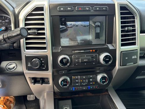 Used 2017 Ford F350 Platinum w/ Platinum Ultimate Package AWD/4WD image 20