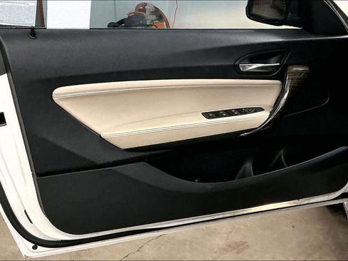 Used 2016 BMW 228i Convertible image 22