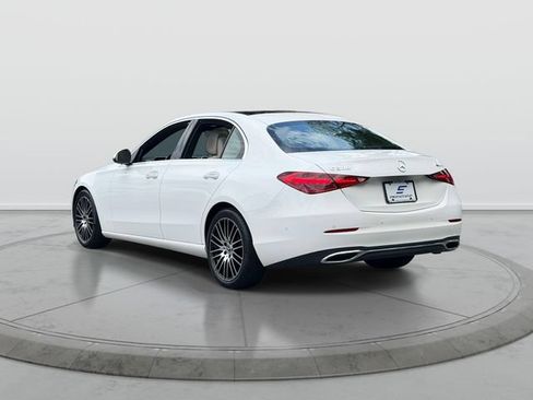 Used 2025 Mercedes-Benz C 300 4MATIC Sedan image 4