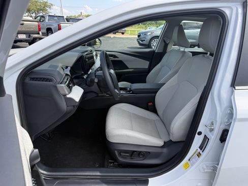 Certified 2025 Toyota Camry XLE w/ Premium Plus Package AWD/4WD image 14