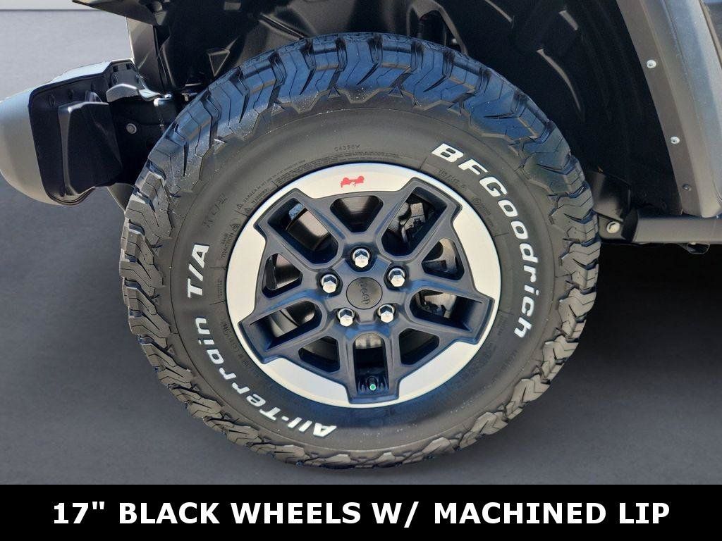 Used 2022 Jeep Wrangler Unlimited Rubicon w/ LED Lighting Group AWD/4WD image 7