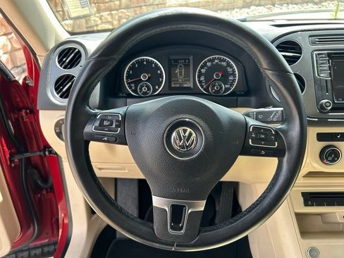 Used 2016 Volkswagen Tiguan SE FWD image 9