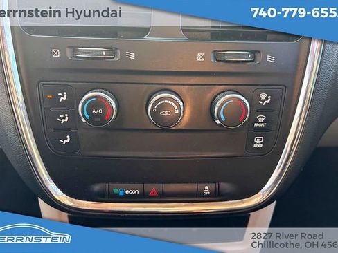 Used 2014 Dodge Grand Caravan American Value Package FWD image 14