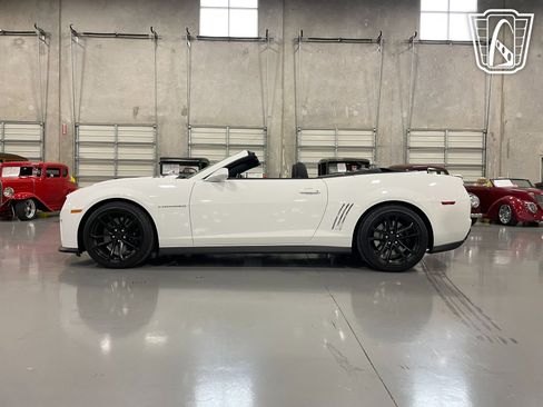 Used 2013 Chevrolet Camaro ZL1 image 9