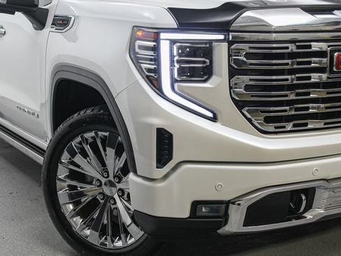 Certified 2023 GMC Sierra 1500 Denali AWD/4WD image 3
