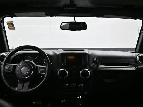 Used 2016 Jeep Wrangler Unlimited Sahara w/ Mopar Chrome Edition Group image 26