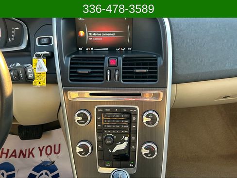 Used 2016 Volvo XC60 T5 Premier image 18