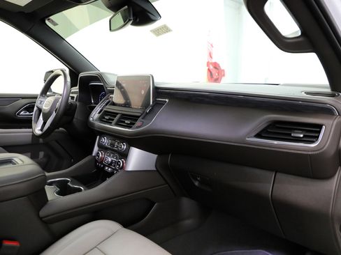 Used 2023 GMC Yukon SLT image 14
